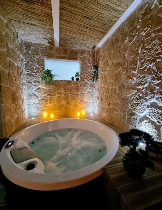 Les Spas De La Mer, Suite & Spa, Love Room, Plein Coeur Du Grau Le Grau-du-Roi Exterior foto